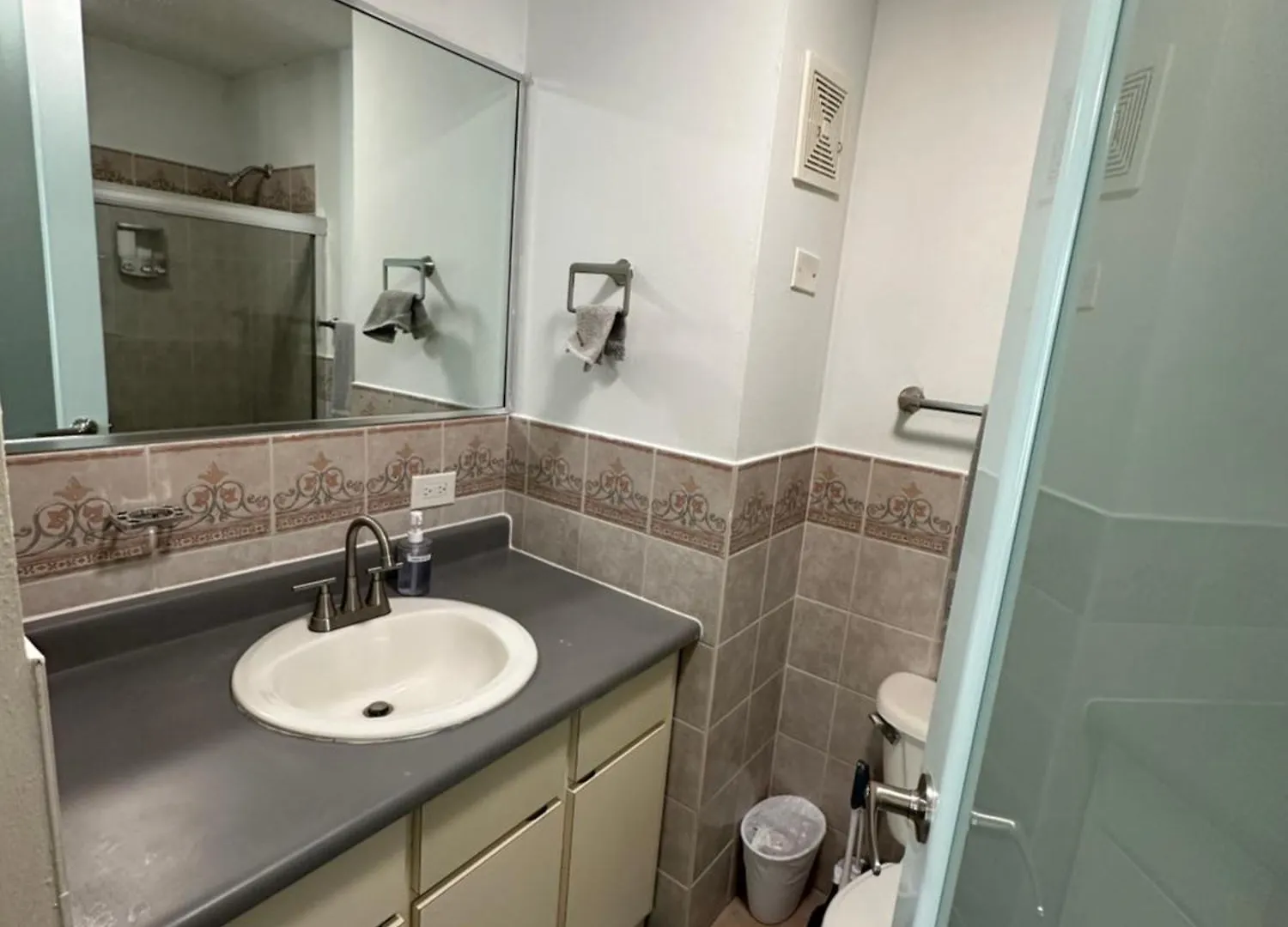 Apartment Beachfront Studio Apt W/ Full Kitchen & Pool Isabela Puerto Rico
